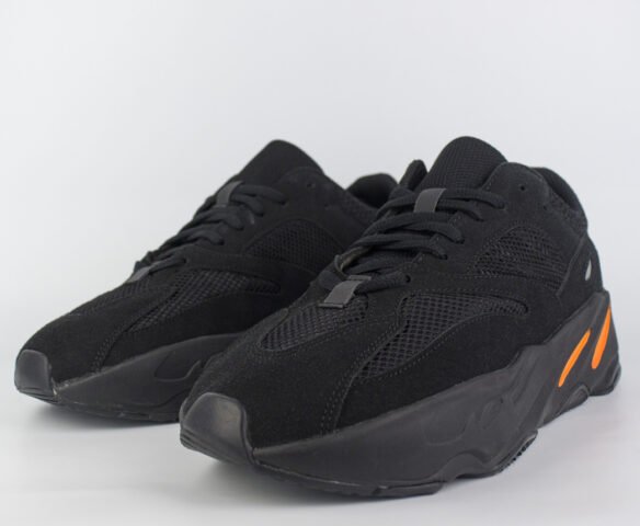 700 yeezy all black online